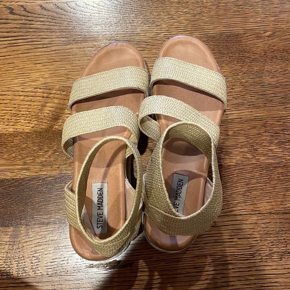 Tan Steve Madden platform shoes